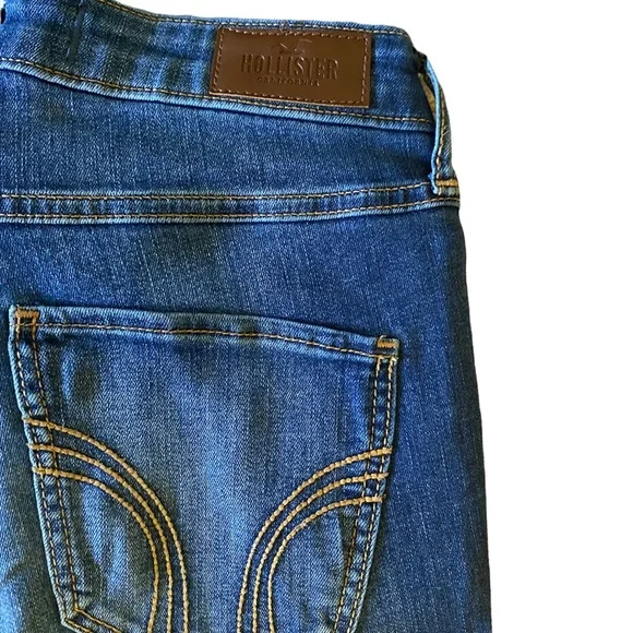 Hollister Mid-Rise Super Skinny Jeans - Picture 9 of 15